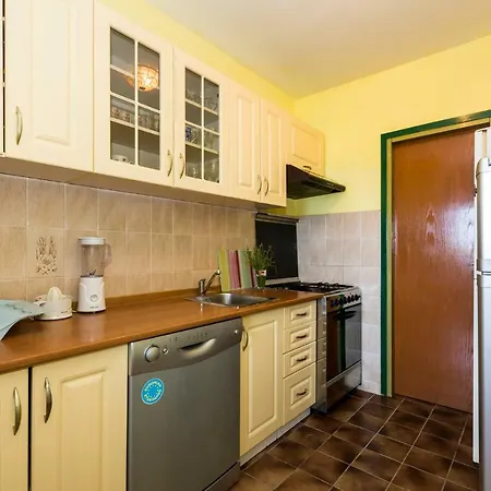 Slavica * مالي لوشينغْ