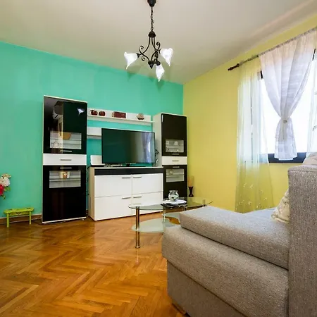 Apartment Slavica *